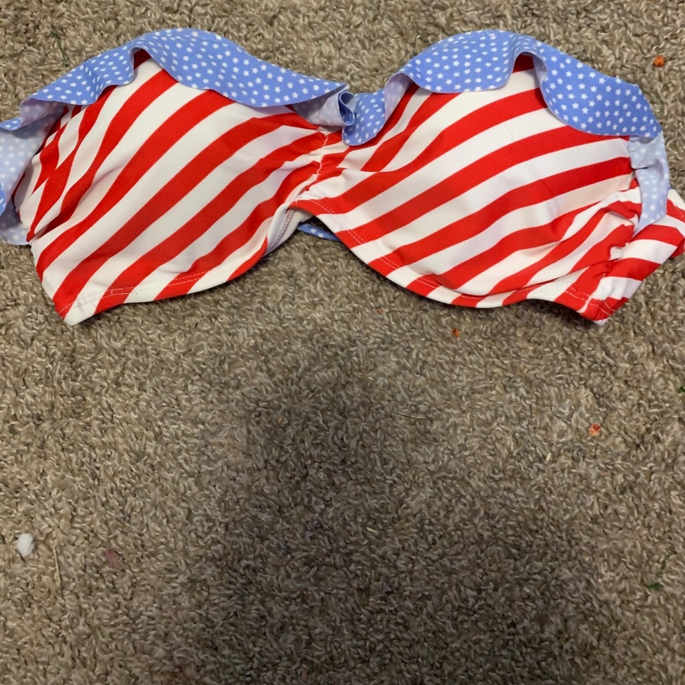 strapless bikini top can sell black bottoms with